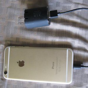 Apple Iphone 6  -  A1549 with charger.